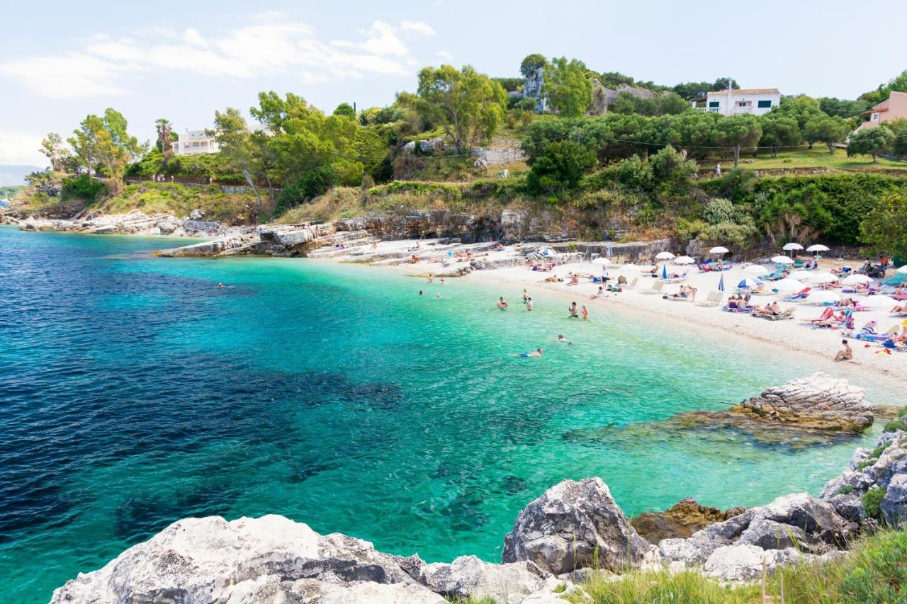 Nikos Cassiopeia Appartement Kassiopi Buitenkant foto